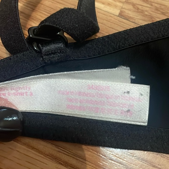 Victoria’s Secret Pink T-Shirt Light Gray Bar - Picture 8 of 9